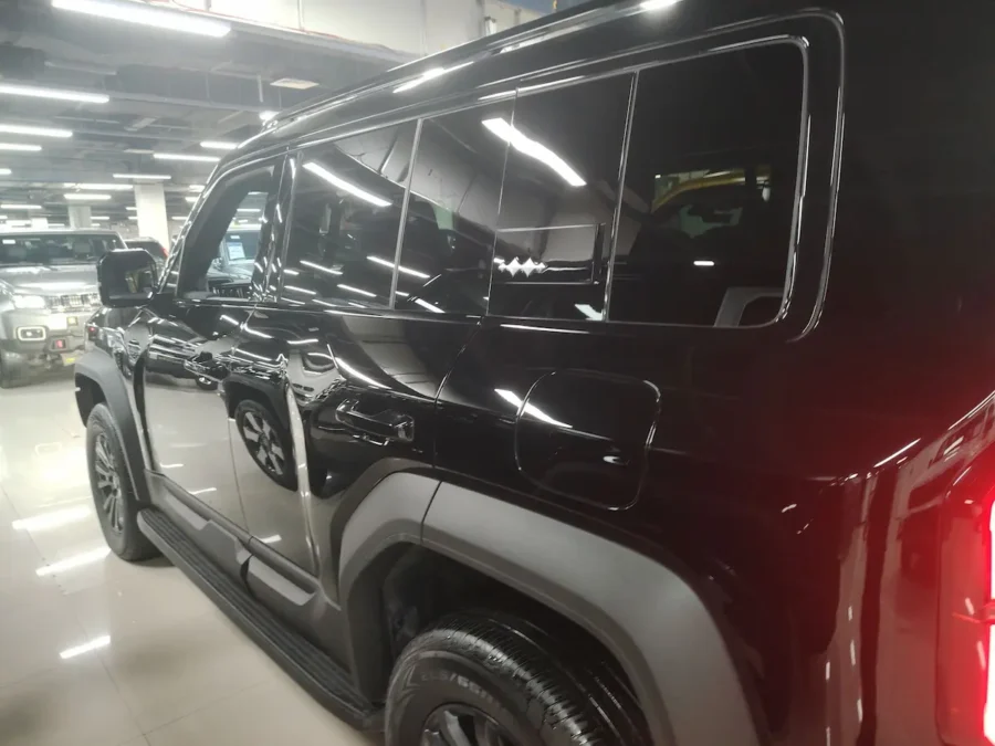 Leopard 5 Explore Edition plug in hybrid 4x4 w MOTENZA