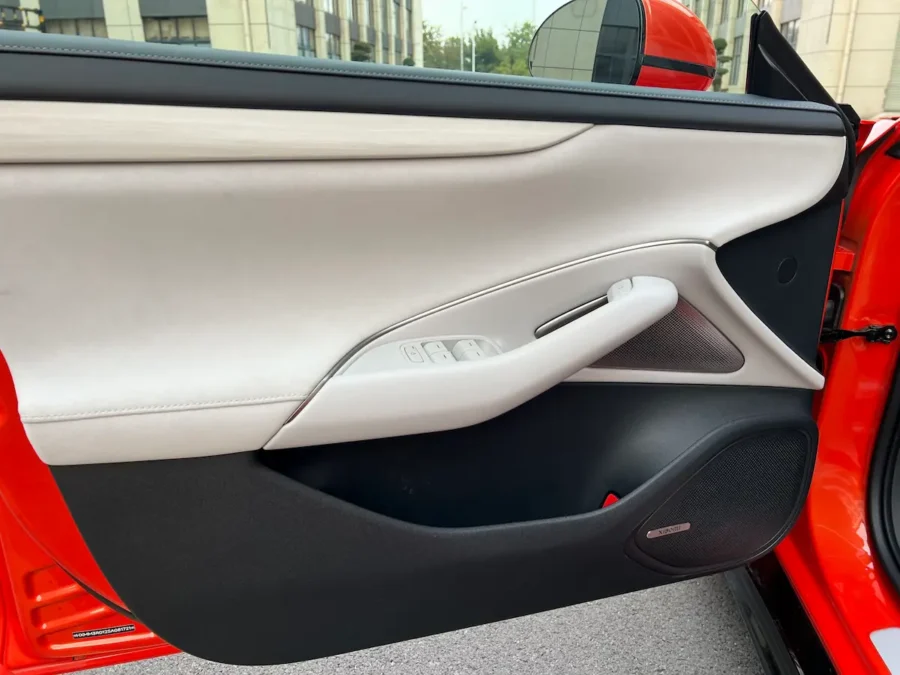 Xiaomi SU7 luksusowe wnętrze sedan EV